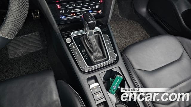 Volkswagen 아테온 2.0 TDI R-LINE 4모션, 2023 9