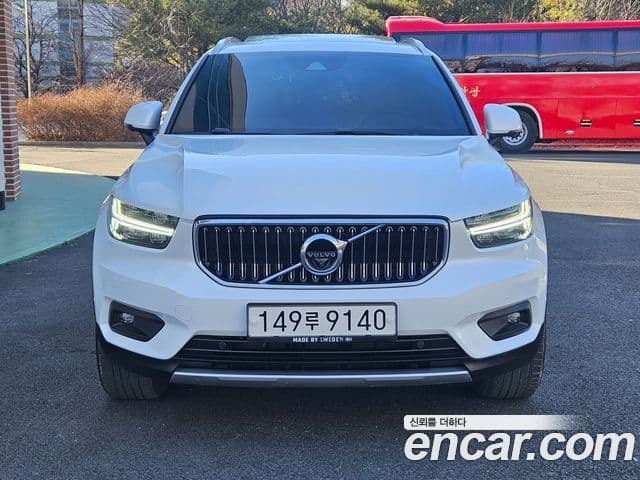 Volvo XC40 B4 Inscription, 2021 1