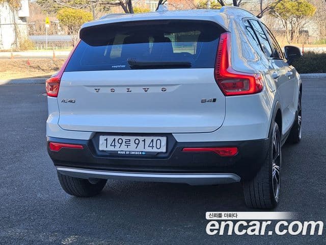 Volvo XC40 B4 Inscription, 2021 6