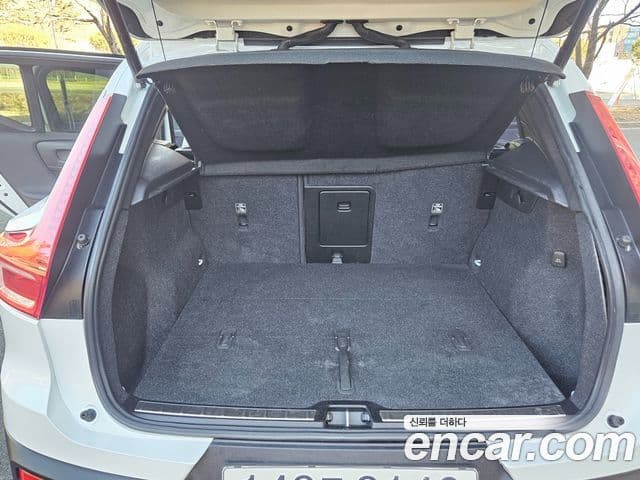 Volvo XC40 B4 Inscription, 2021 14