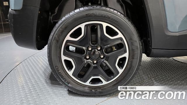 Jeep Renegade 2.0 дизель Trailhawk AWD, 2018 все фото