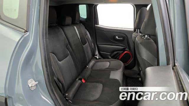 Jeep Renegade 2.0 дизель Trailhawk AWD, 2018 12