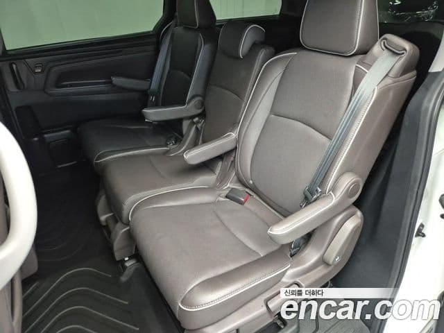 Honda Odyssey 5세대, 2022 10