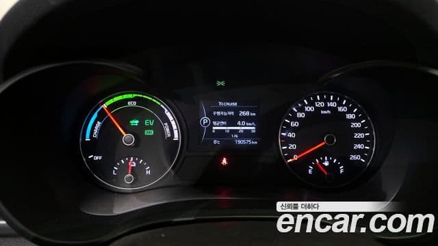 Kia K5 гибрид 2세대 Noblesse, 2018 8