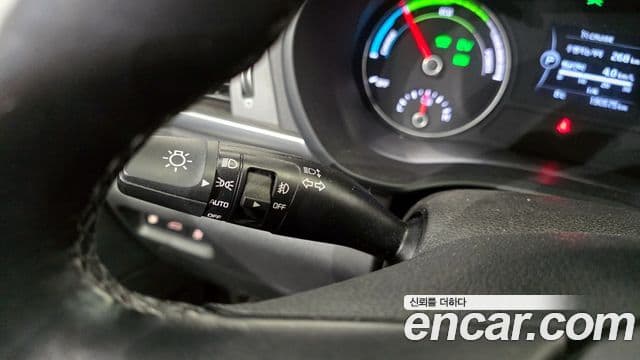 Kia K5 гибрид 2세대 Noblesse, 2018 16