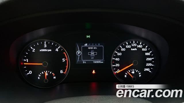 Kia Sportage 4세대 дизель 1.7 2WD Trendy, 2016 8