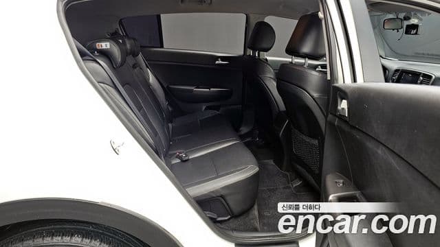 Kia Sportage 4세대 дизель 1.7 2WD Trendy, 2016 12