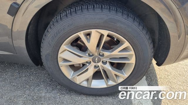 Genesis GV70, 2021 6