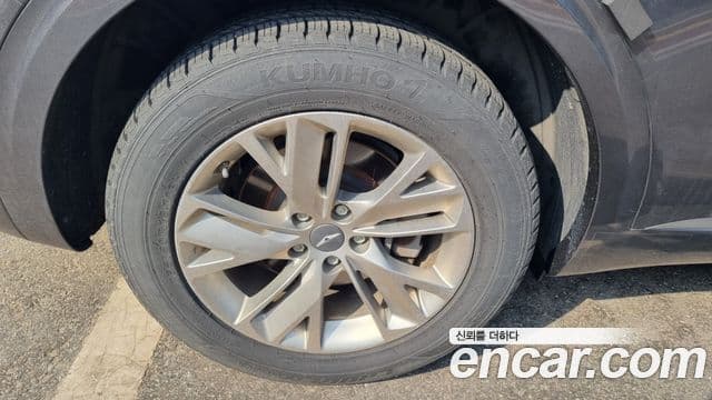 Genesis GV70, 2021 8