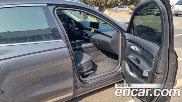 Genesis GV70, 2021 12