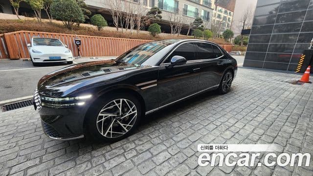 Genesis G90 (RS4) бензин 3.5 турбо AWD, 2023 1