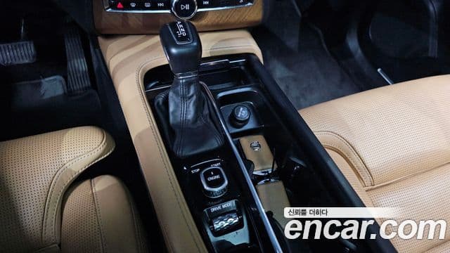 Volvo XC90 2세대 D5 Inscription, 2017 9
