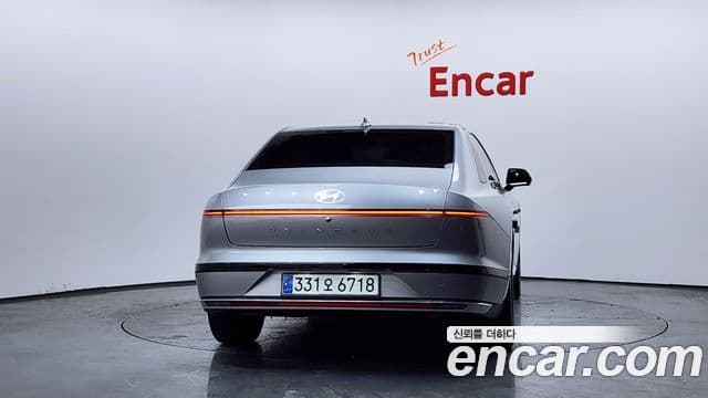 Hyundai Grandeur (GN7) Premium, 2023 4