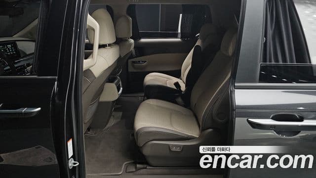 Kia Carnival 4세대 Prestige, 2022 12