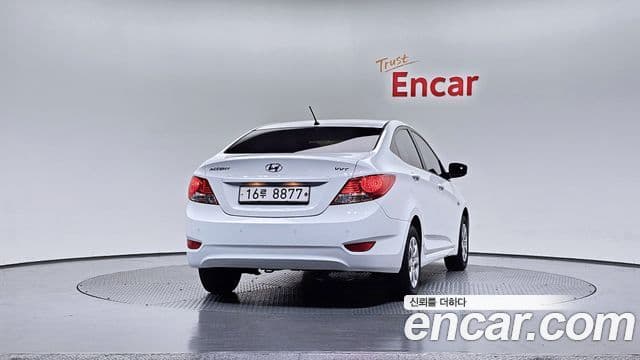Hyundai Accent(новый кузов / новое поколение) 1.4 VVT Smart, 2015 4