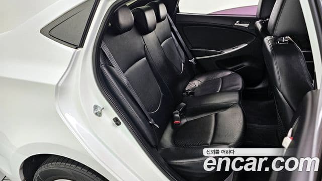 Hyundai Accent(новый кузов / новое поколение) 1.4 VVT Smart, 2015 12