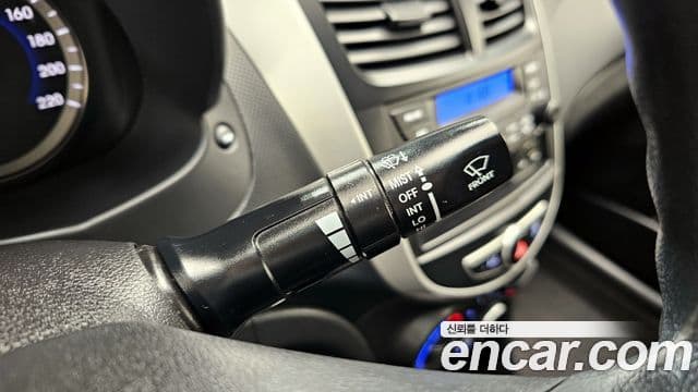 Hyundai Accent(новый кузов / новое поколение) 1.4 VVT Smart, 2015 19