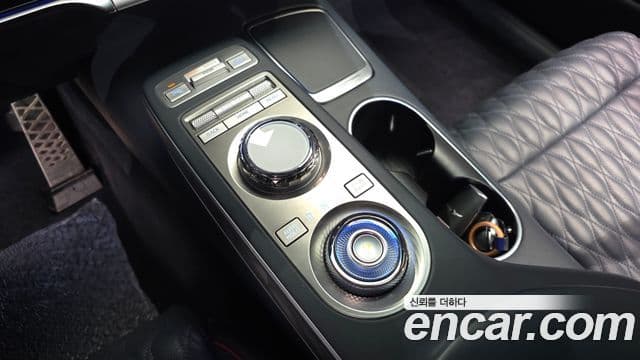 Genesis GV70, 2023 9