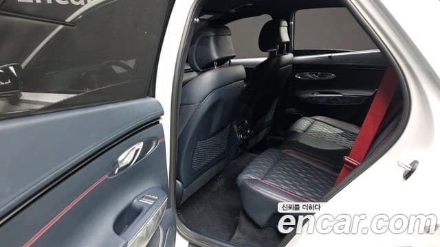 Genesis GV70, 2023 12