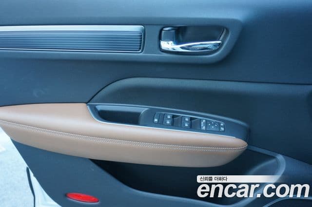 Renault Korea(Samsung) The / новый New QM6 2.0 LPe RE Signature 2WD, 2023 7