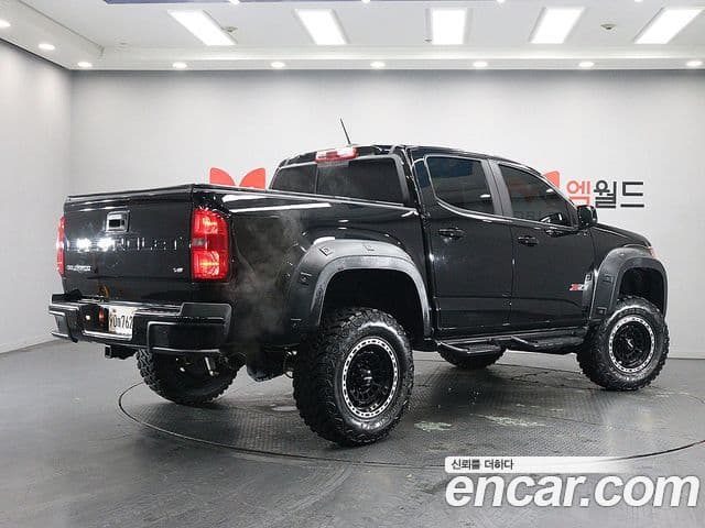 Chevrolet(GM대우) real New 콜로라도 3.6 Z71-X Midnight 4WD, 2021 4