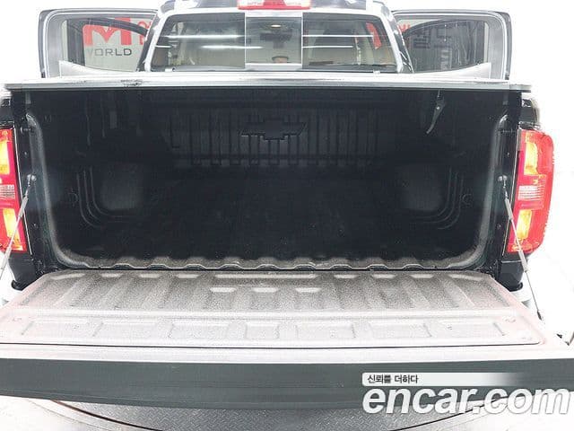 Chevrolet(GM대우) real New 콜로라도 3.6 Z71-X Midnight 4WD, 2021 6