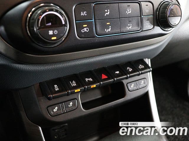 Chevrolet(GM대우) real New 콜로라도 3.6 Z71-X Midnight 4WD, 2021 12
