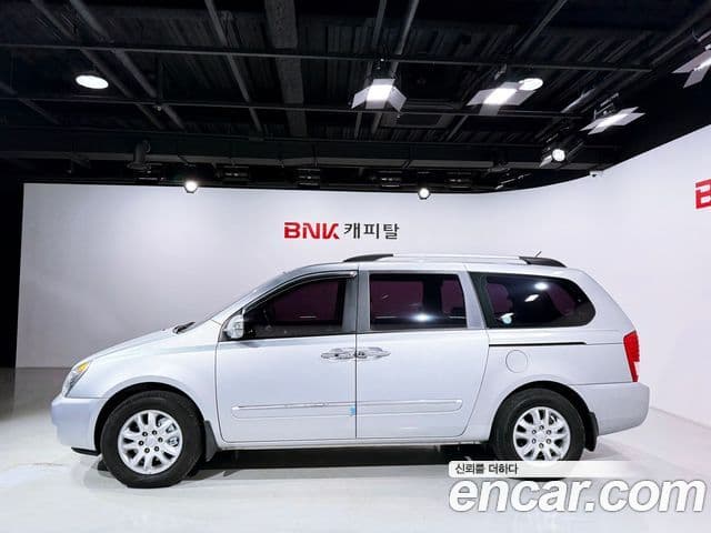 Kia Carnival R Grand пакет, 2011 3