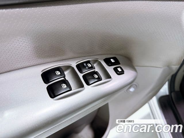 Kia Carnival R Grand пакет, 2011 9