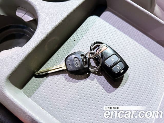 Kia Carnival R Grand пакет, 2011 16