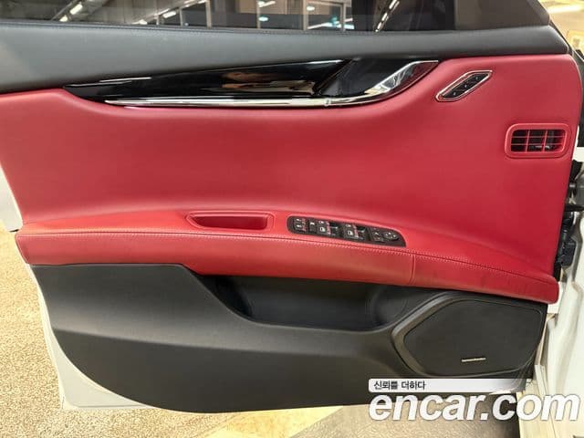 Maserati Quattroporte S Q4 3.0 V6 GranSport, 2017 11