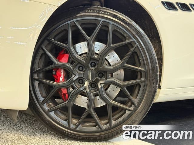 Maserati Quattroporte S Q4 3.0 V6 GranSport, 2017 19