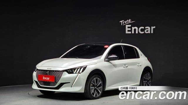 Peugeot e-208 2세대 GT, 2022 1