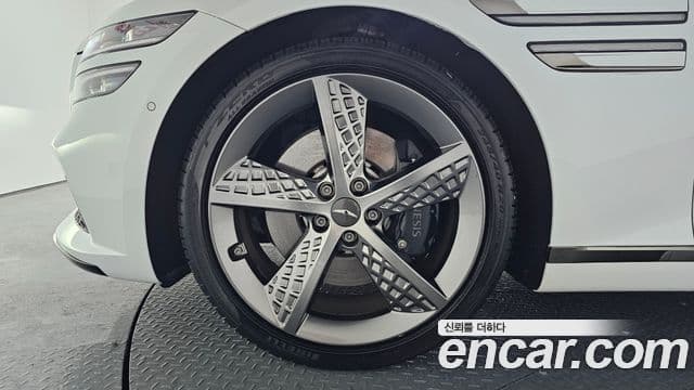 Genesis G80 (RG3) бензин 2.5 турбо AWD, 2022 все фото