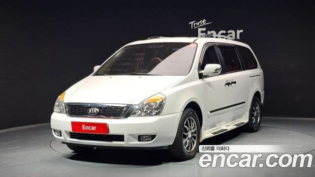 Kia Carnival R President, 2013 1