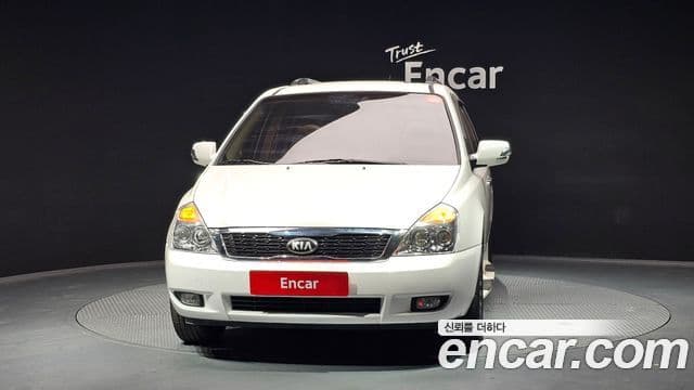 Kia Carnival R President, 2013 3
