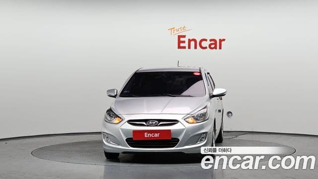 Hyundai Accent(новый кузов / новое поколение) Premier, 2012 3