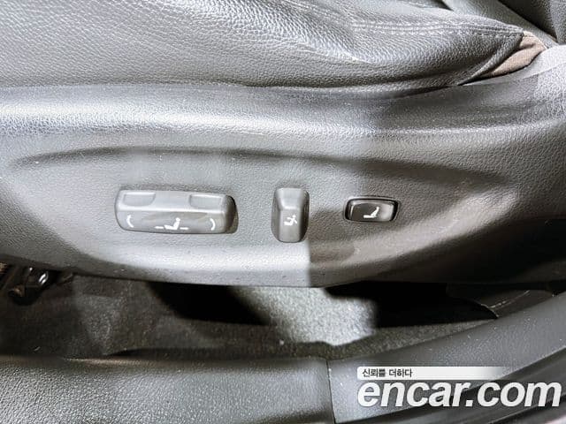 Kia Sorento R топовая версия, 2012 17