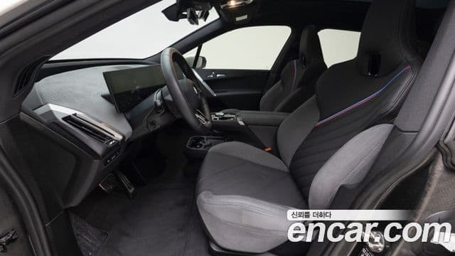 BMW iX xDrive45 M Sport, 2026 10