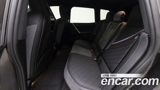 BMW iX xDrive45 M Sport, 2026 11