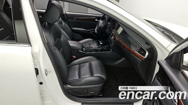 Kia All New K7 3.0 LPI Luxury (арендный автомобиль), 2017 12