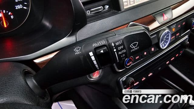 Kia All New K7 3.0 LPI Luxury (арендный автомобиль), 2017 16