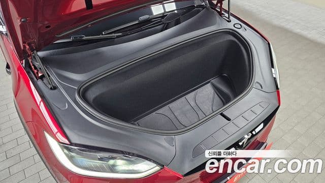 Tesla модель X, 2024 6