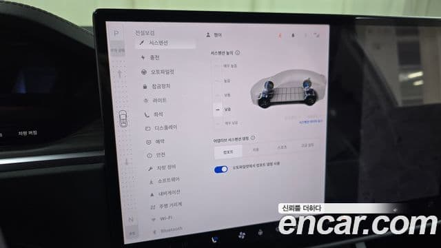 Tesla модель X, 2024 17