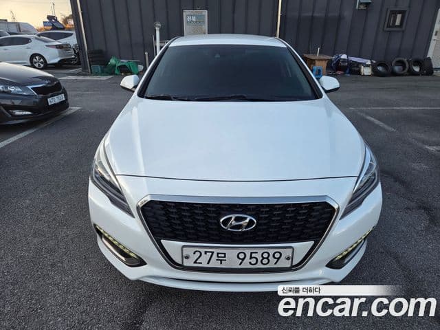 Hyundai LF Sonata гибрид Modern, 2015 2