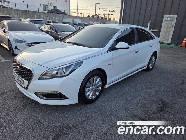 Hyundai LF Sonata гибрид Modern, 2015 4