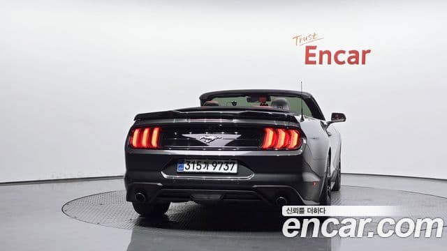 Ford Mustang кабриолет, 2018 4