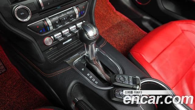 Ford Mustang кабриолет, 2018 9