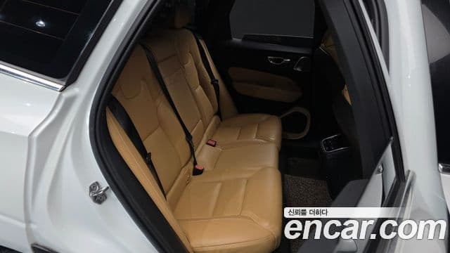 Volvo XC60 2세대 D5 Inscription, 2019 12