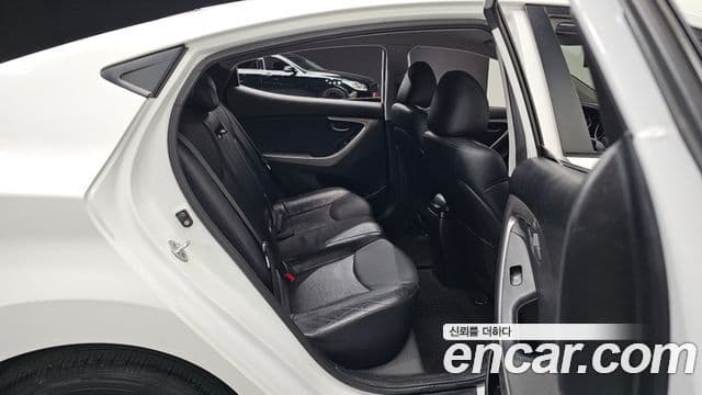 Hyundai Avante MD Luxury, 2011 13